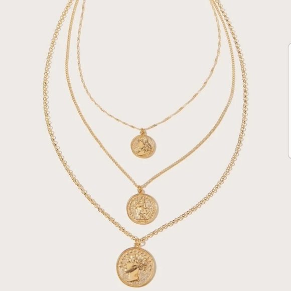 *Blythe* Gold Coin Layered Necklace - Picture 4 of 7